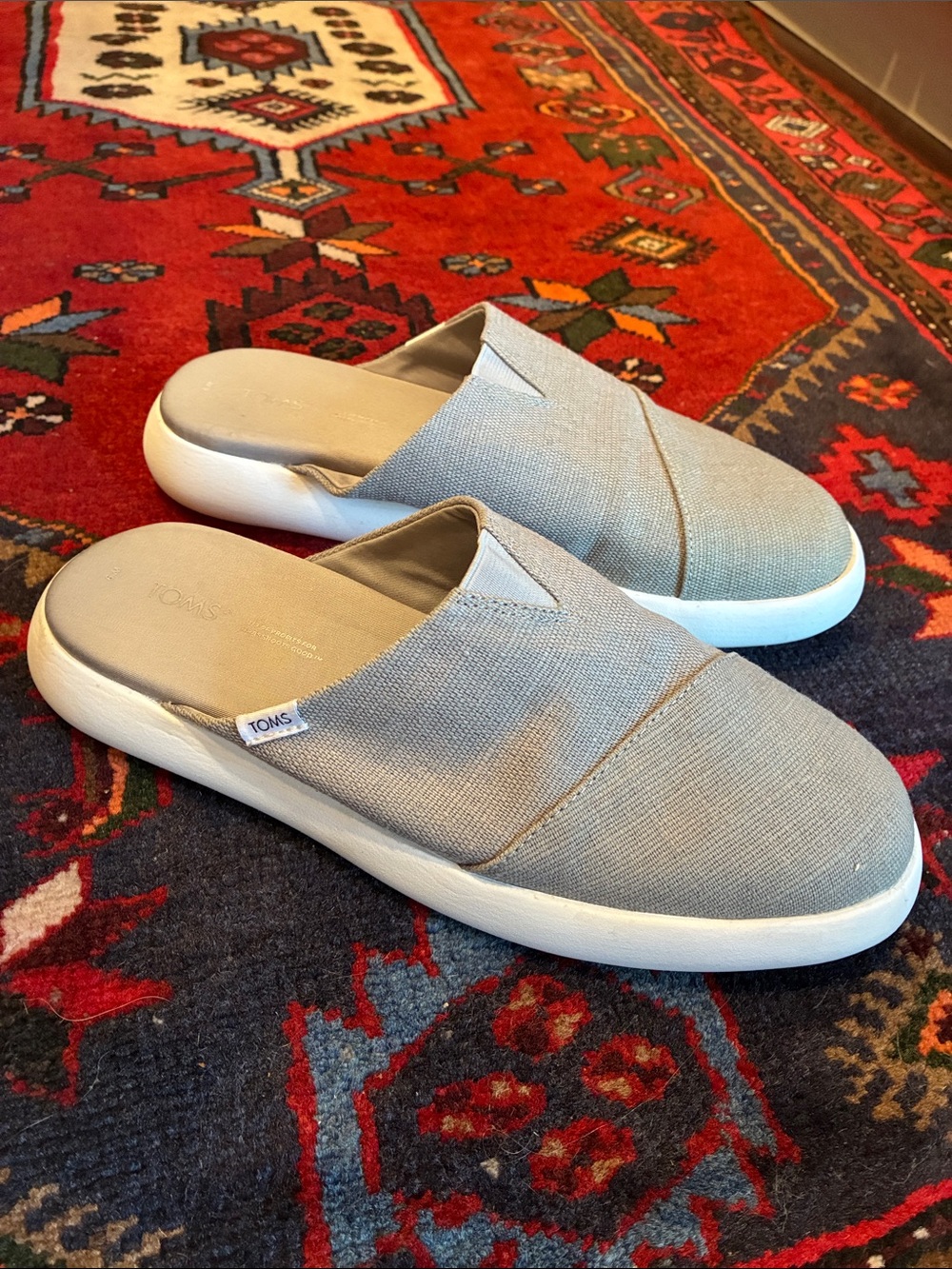 Toms Women’s Slip-On Mule in Light Gray Canvas